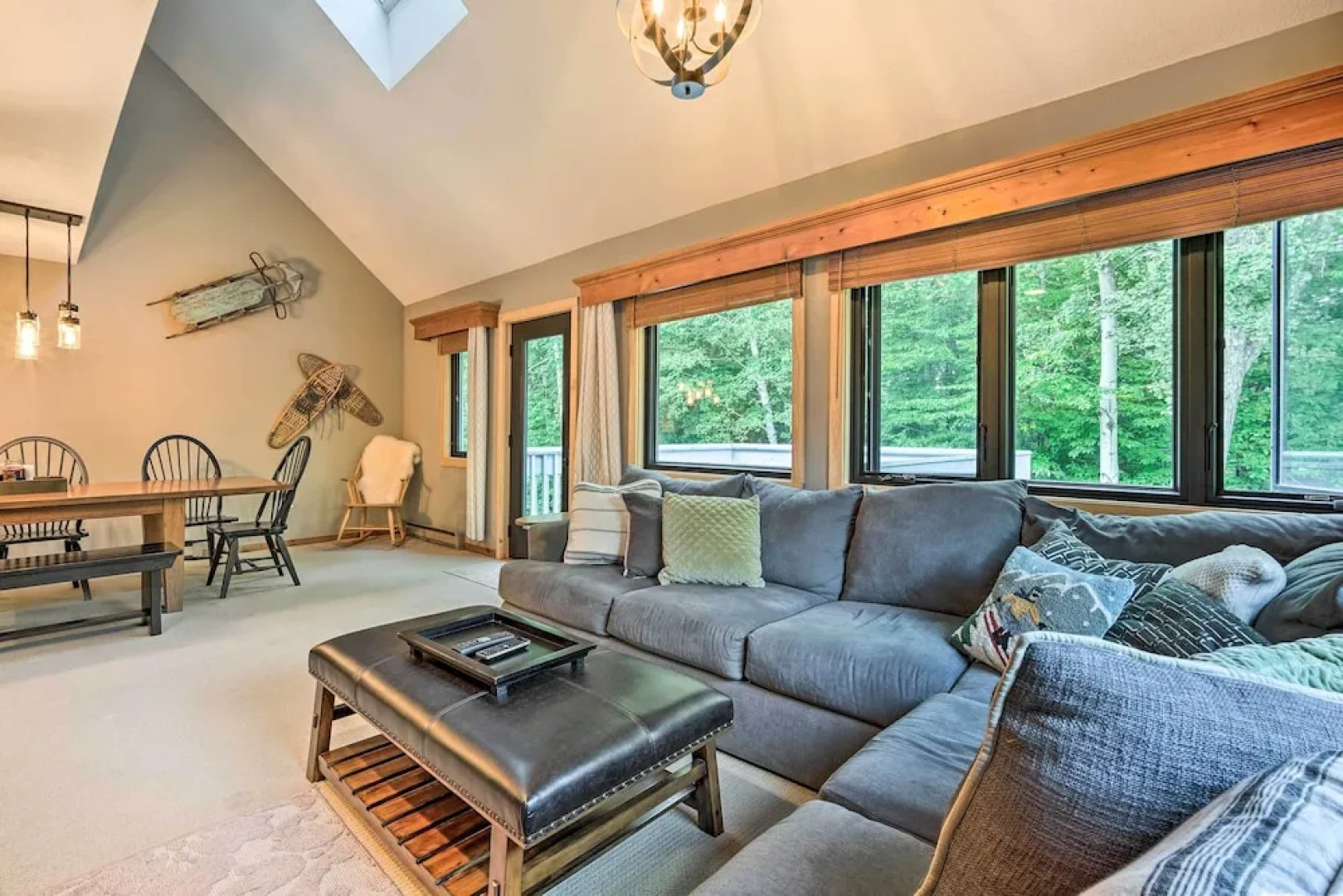 Family-friendly Stratton Gem Close to Slopes!