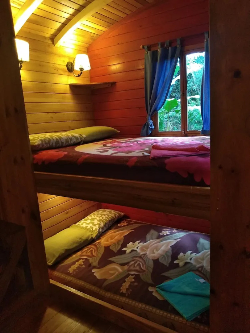 Hosteria La Roulotte Mindo