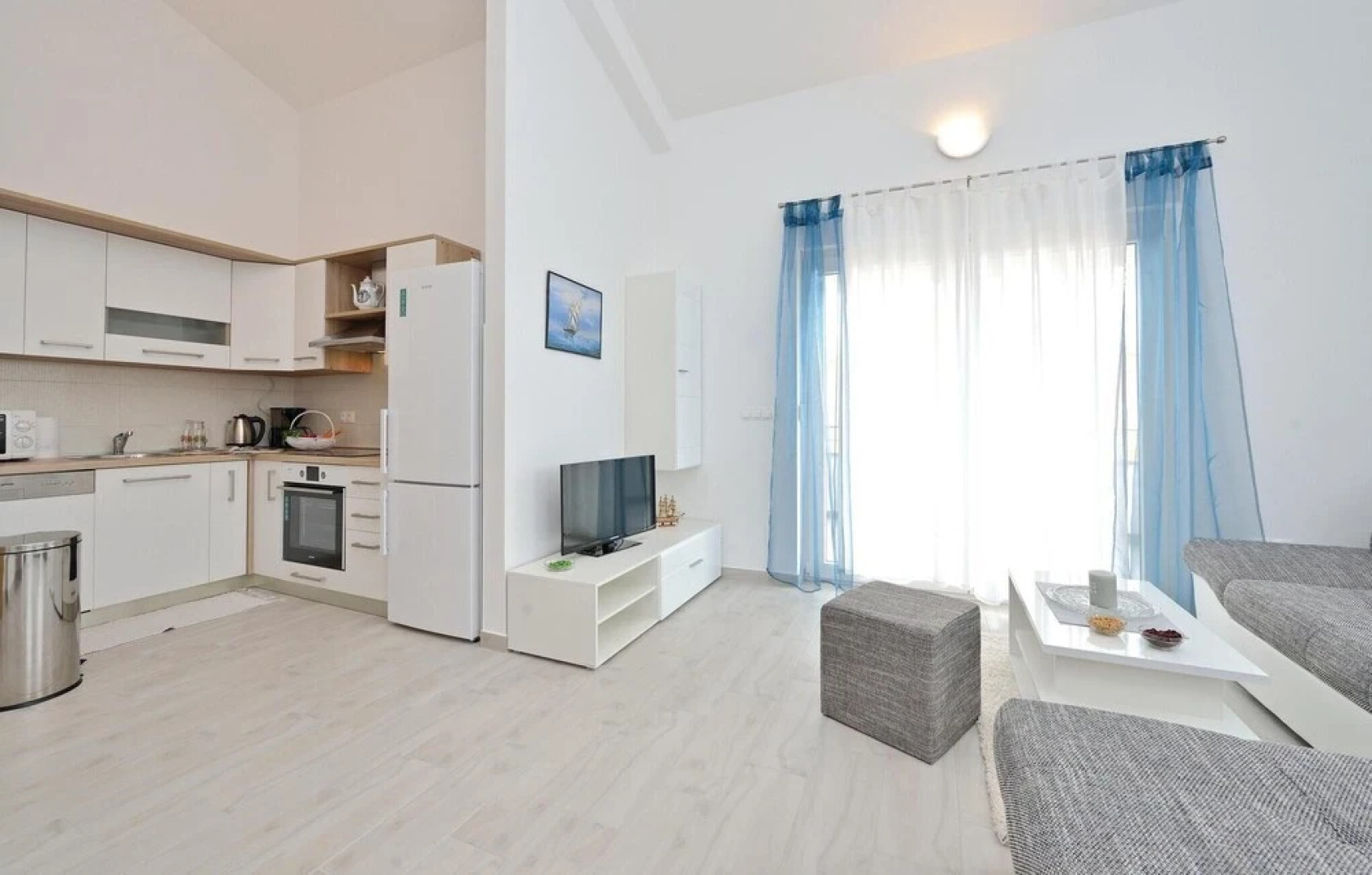 Amazing Home in Vrsi-mulo With Wifi and 2 Bedrooms