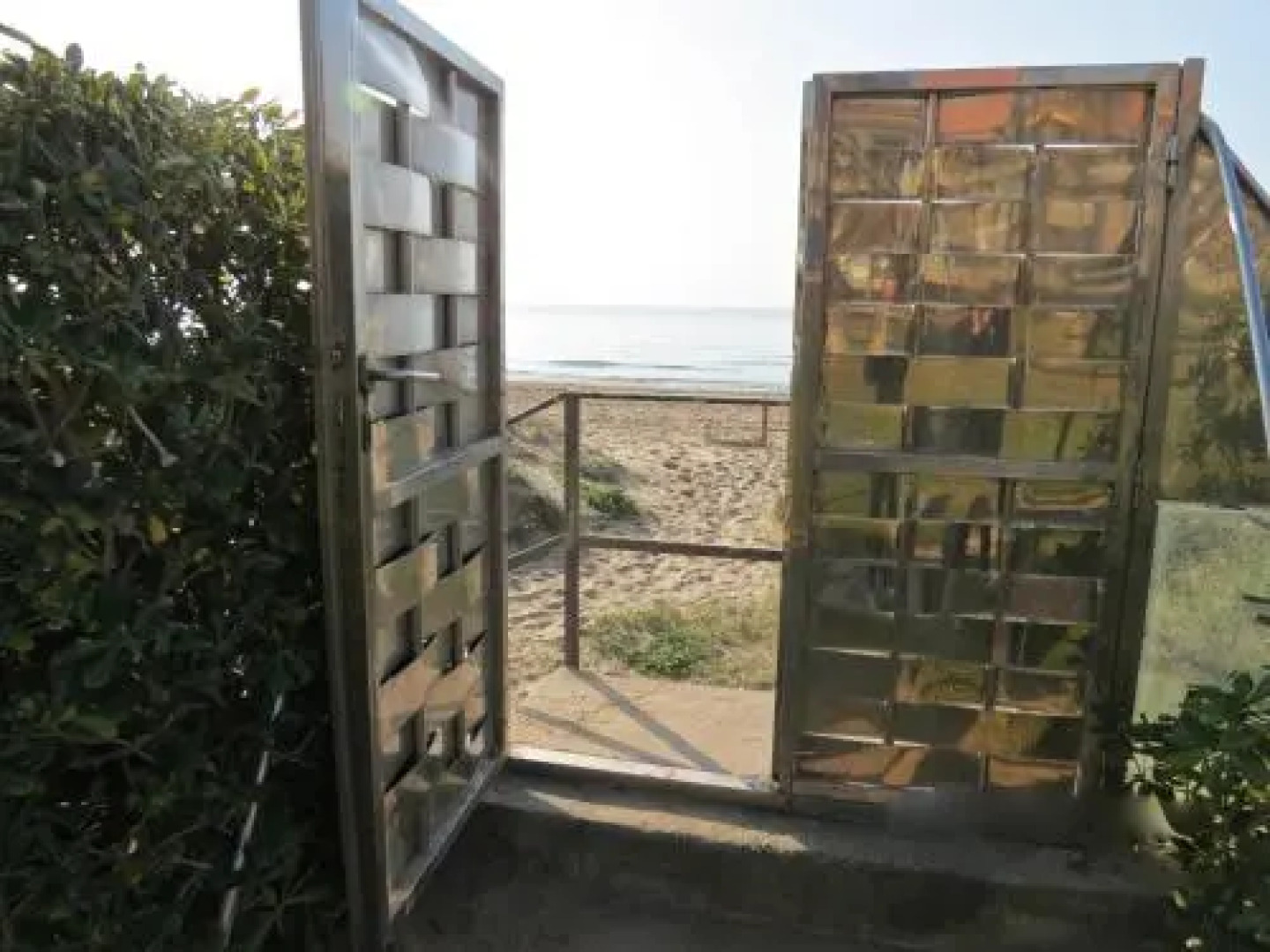 Gava 2 Beachfront Penthouse