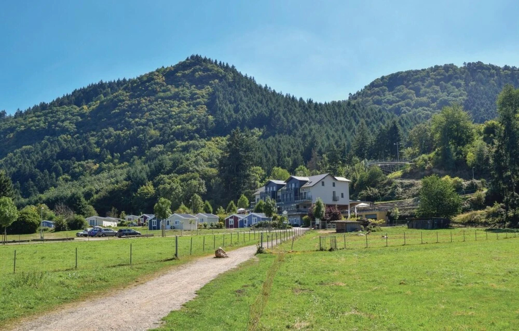 Amazing Home in Riol an der Mosel With 2 Bedrooms