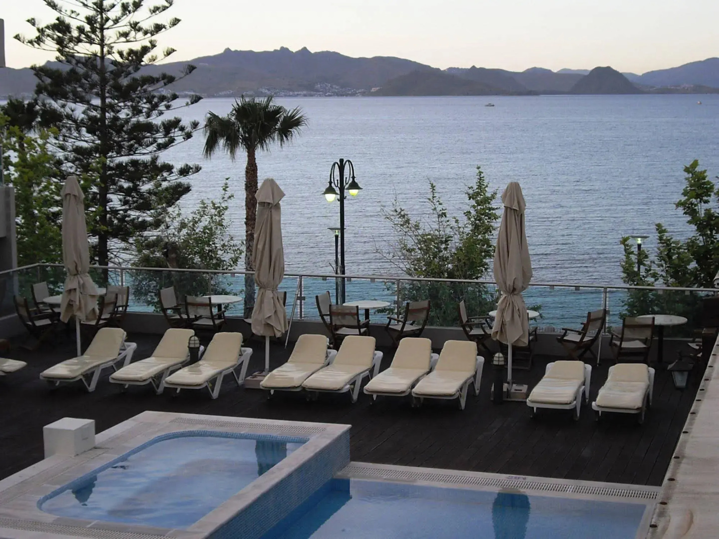 Bristol Sea View Apartments