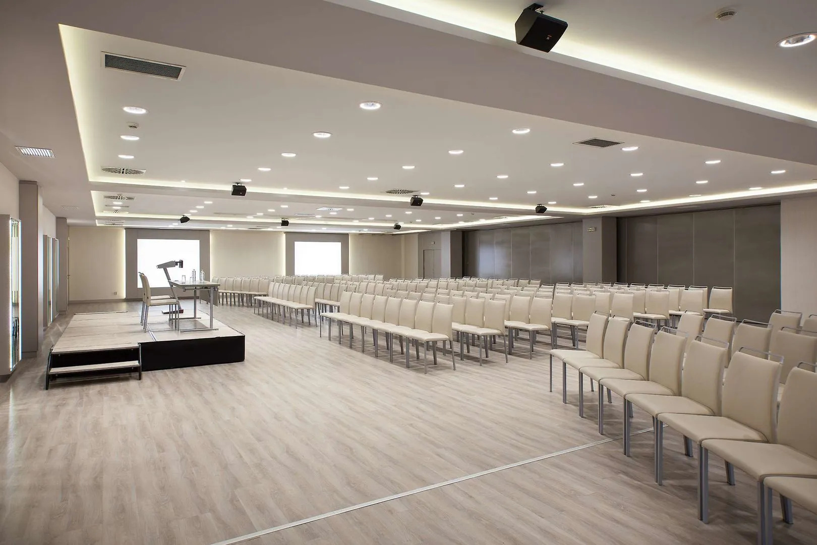 NH Pamplona Iruña Park