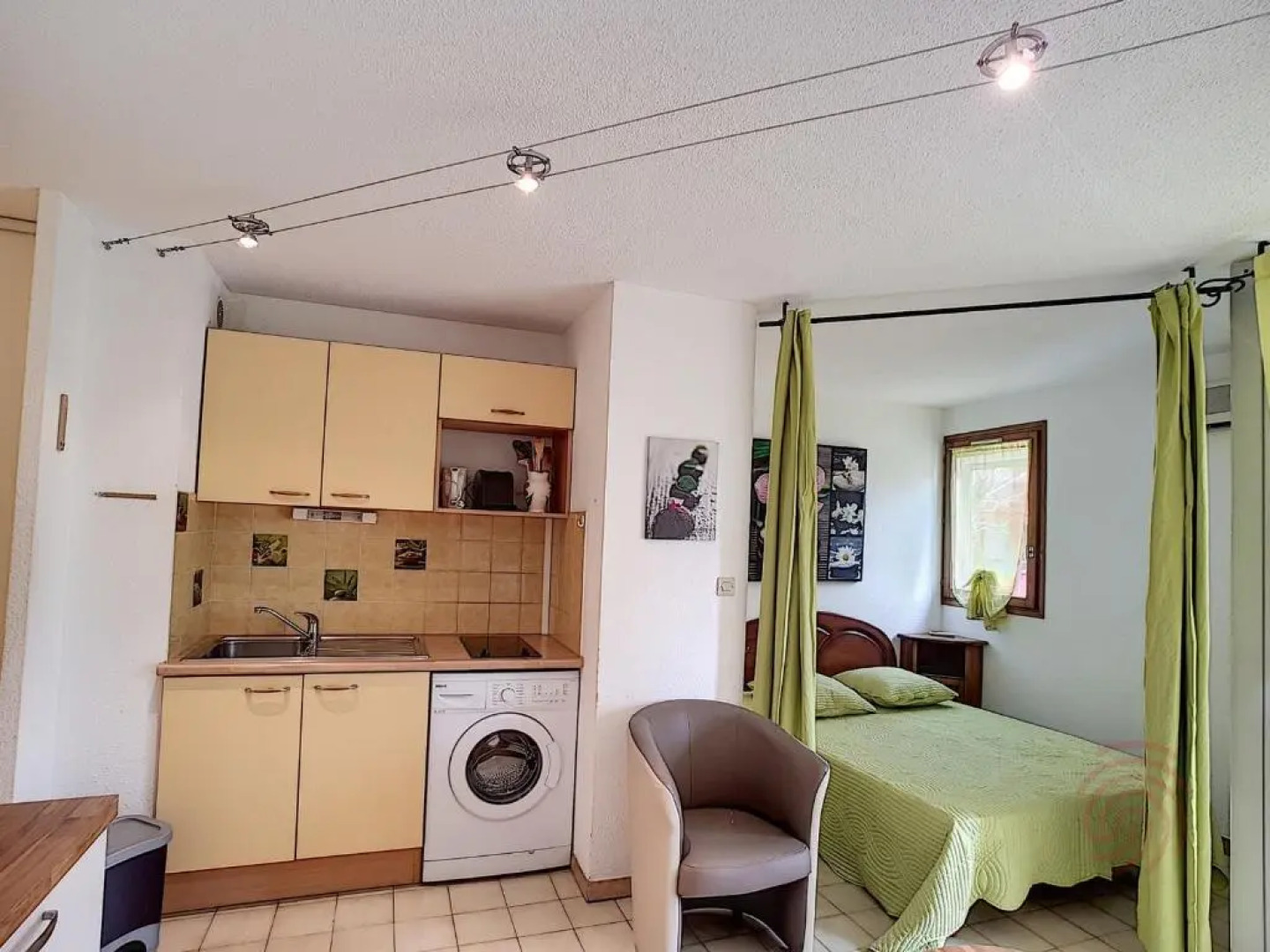 Appartement Lamalou-les-Bains, 1 pièce, 2 personnes - FR-1-451-102