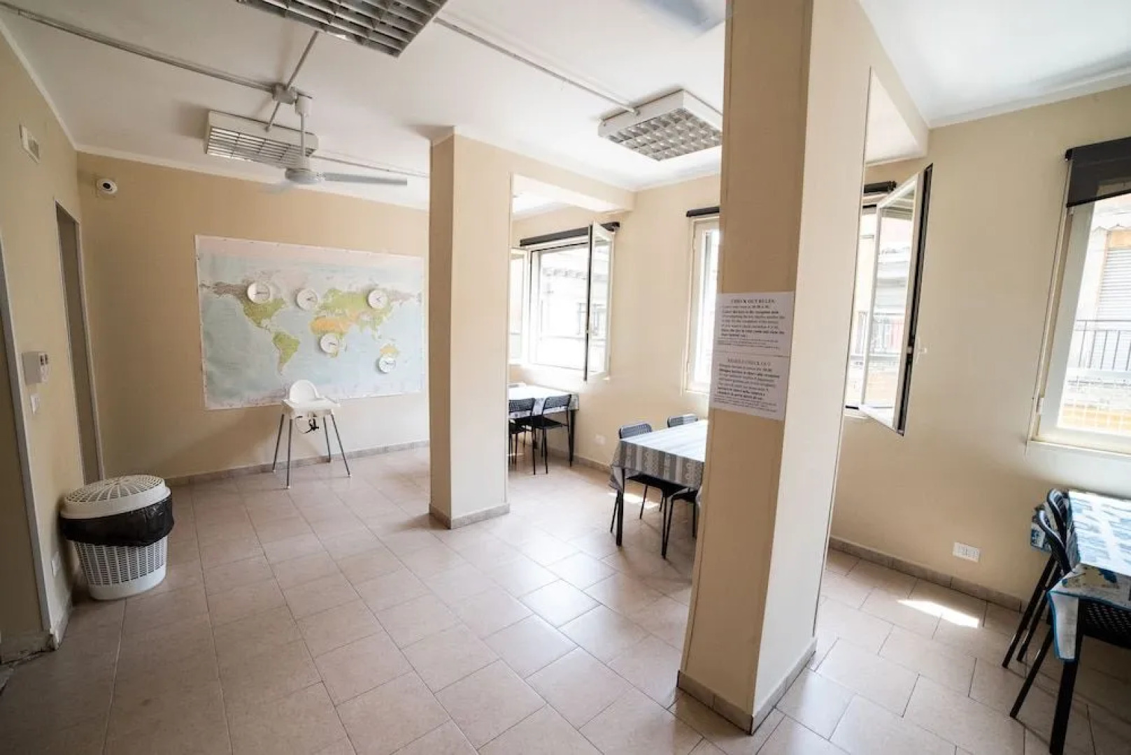 Departure rooms&hostels