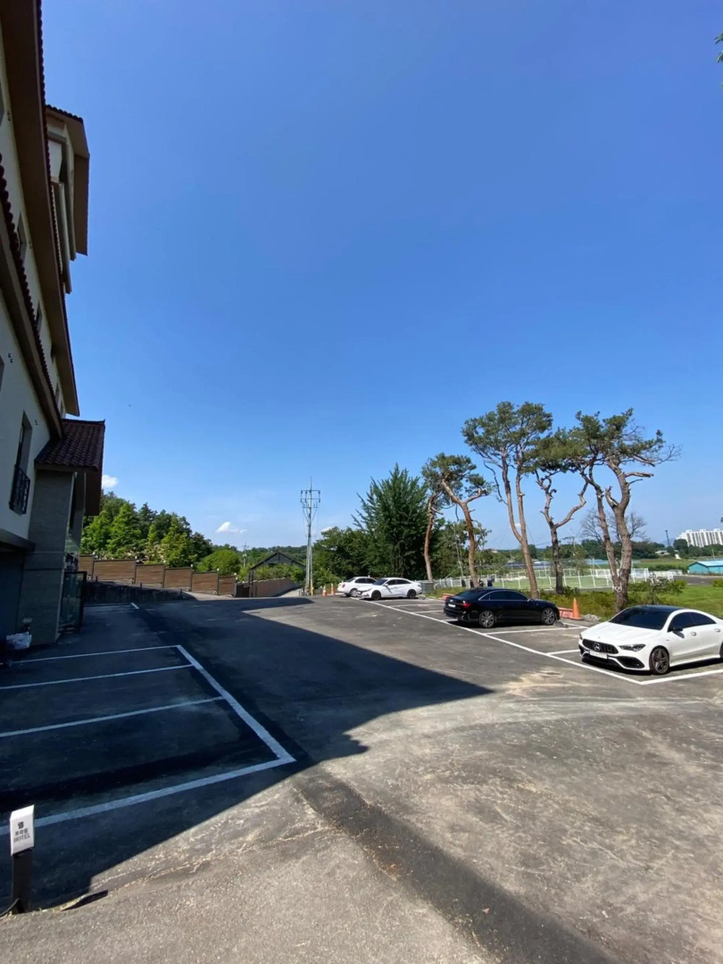 Jincheon Well Prime Fashionable Hotel