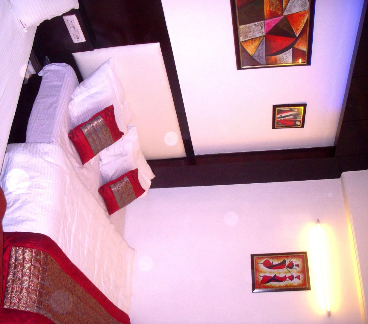 Hotel Tashkent Palace