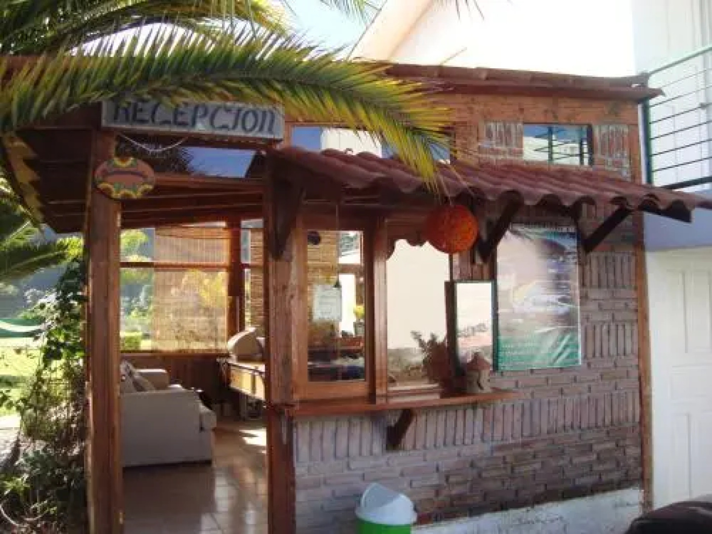 Hotel Brisas del Lago