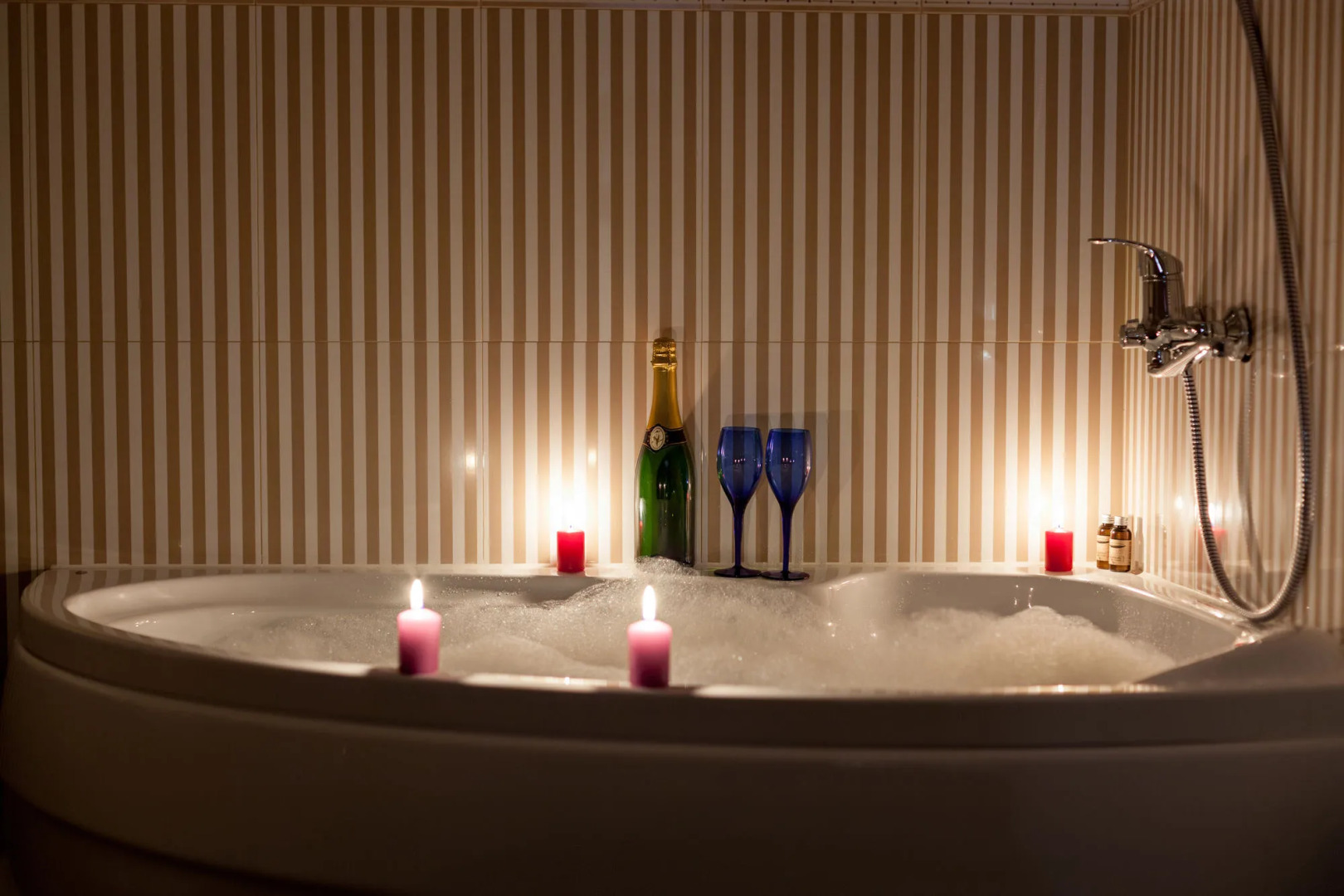 Tomis Garden Aparthotel