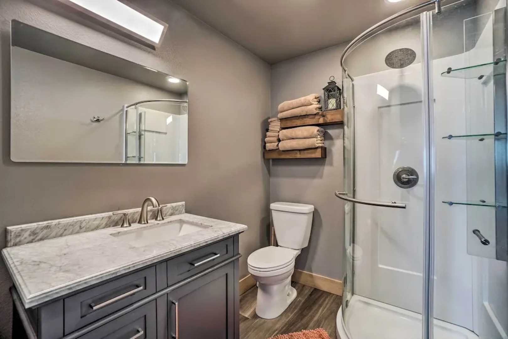 Spacious Saratoga Condo w/ Mountain Views!