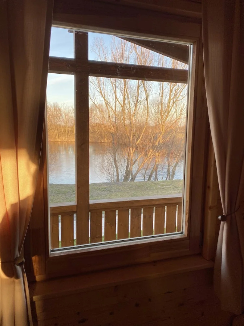 Chata pri Jazere 1 - Lake Side Cottage