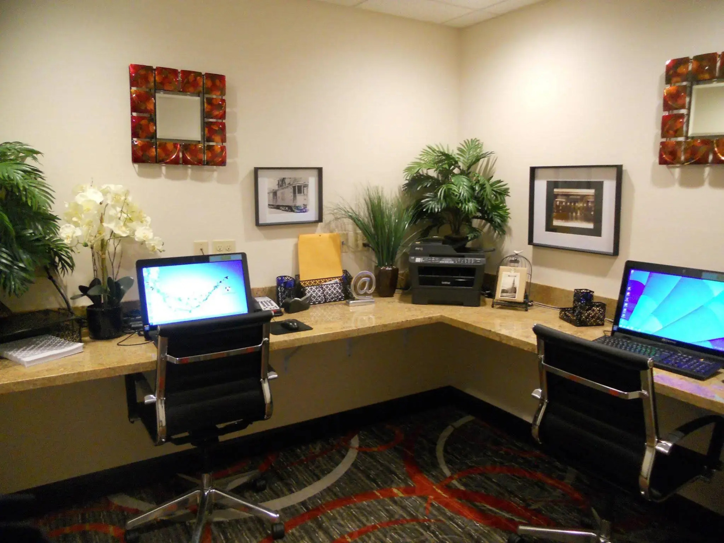 Holiday Inn Express & Suites Greensburg by IHG