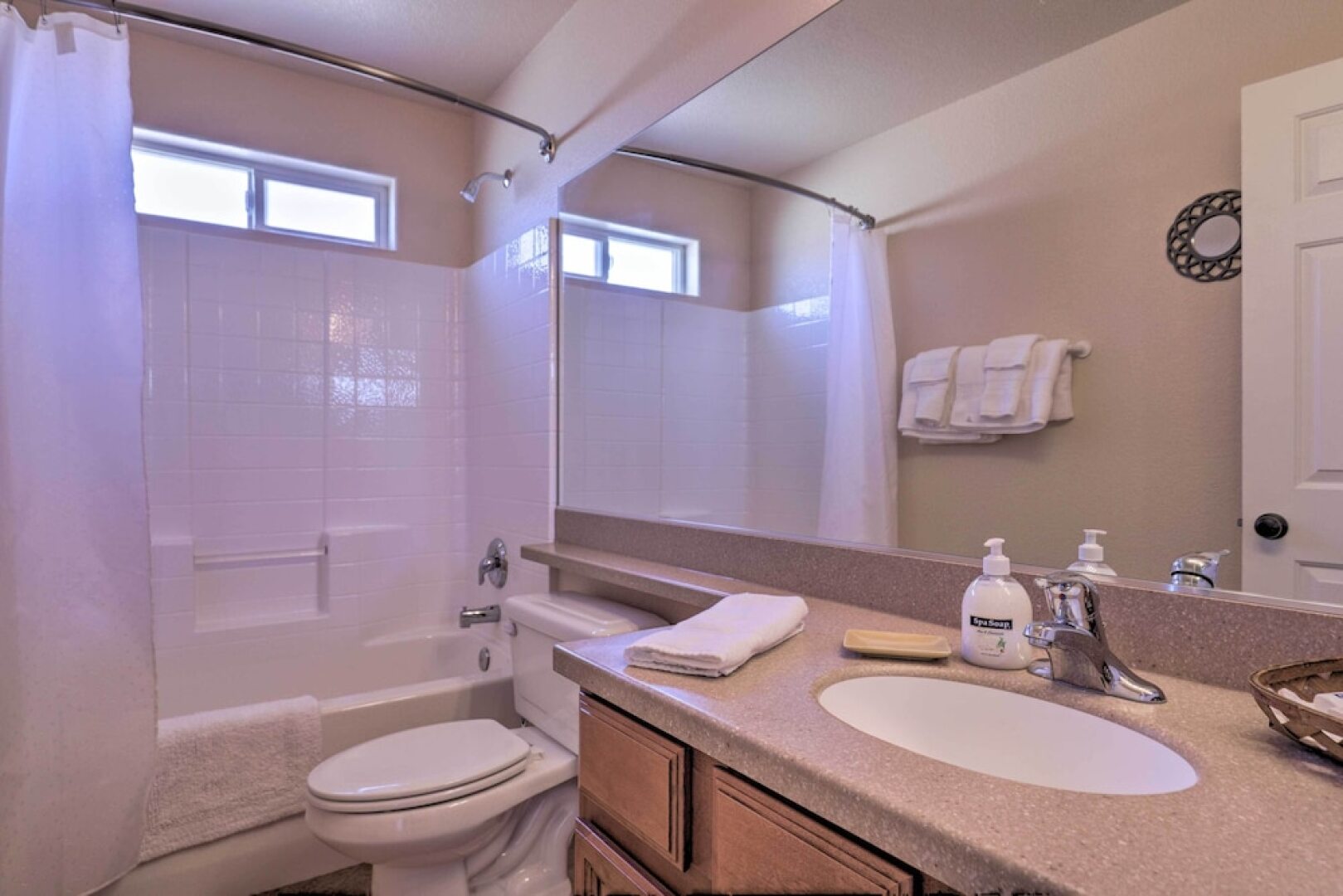 Inviting Retreat w/ Patio < 1 Mi to Colorado River