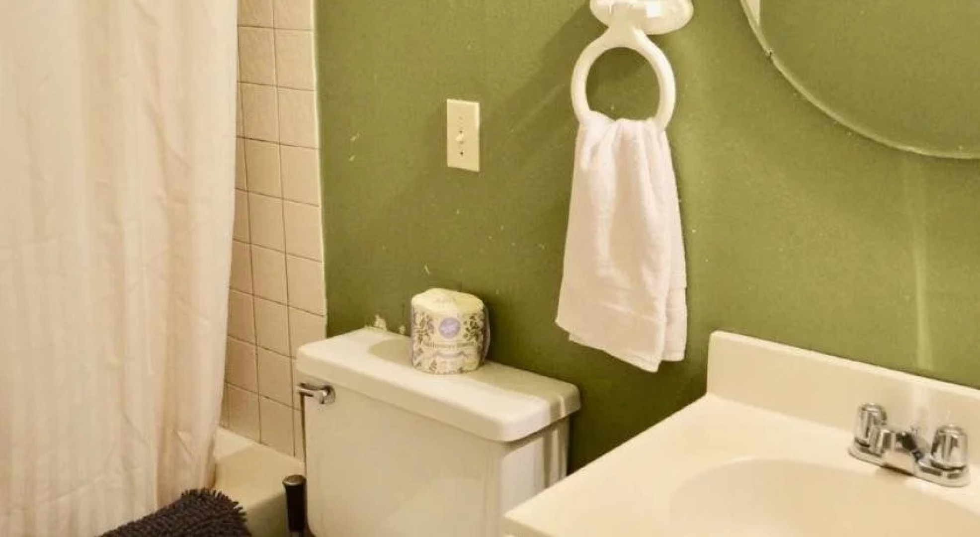 Eugene Whiteaker International Hostel