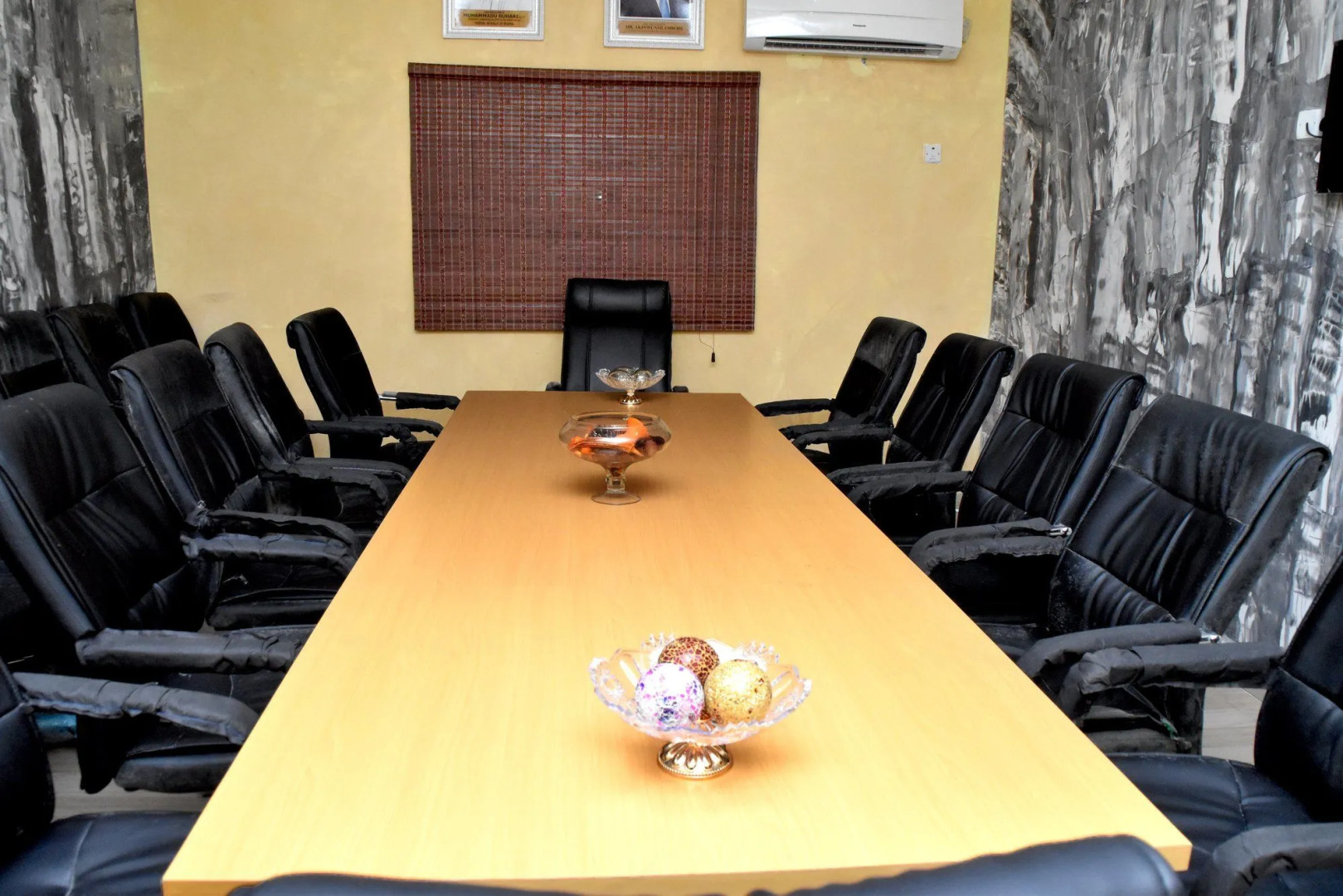 Royal Park Hotel & Suites