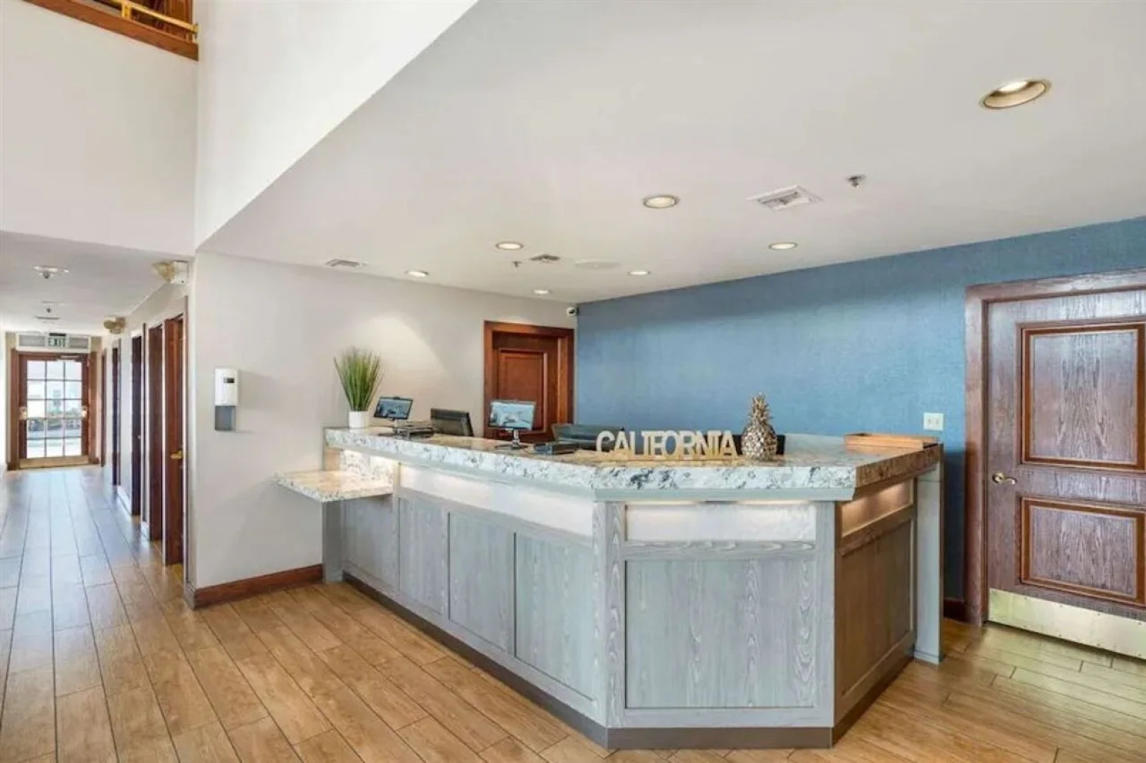 Chase Suites Hotel Brea-Fullerton