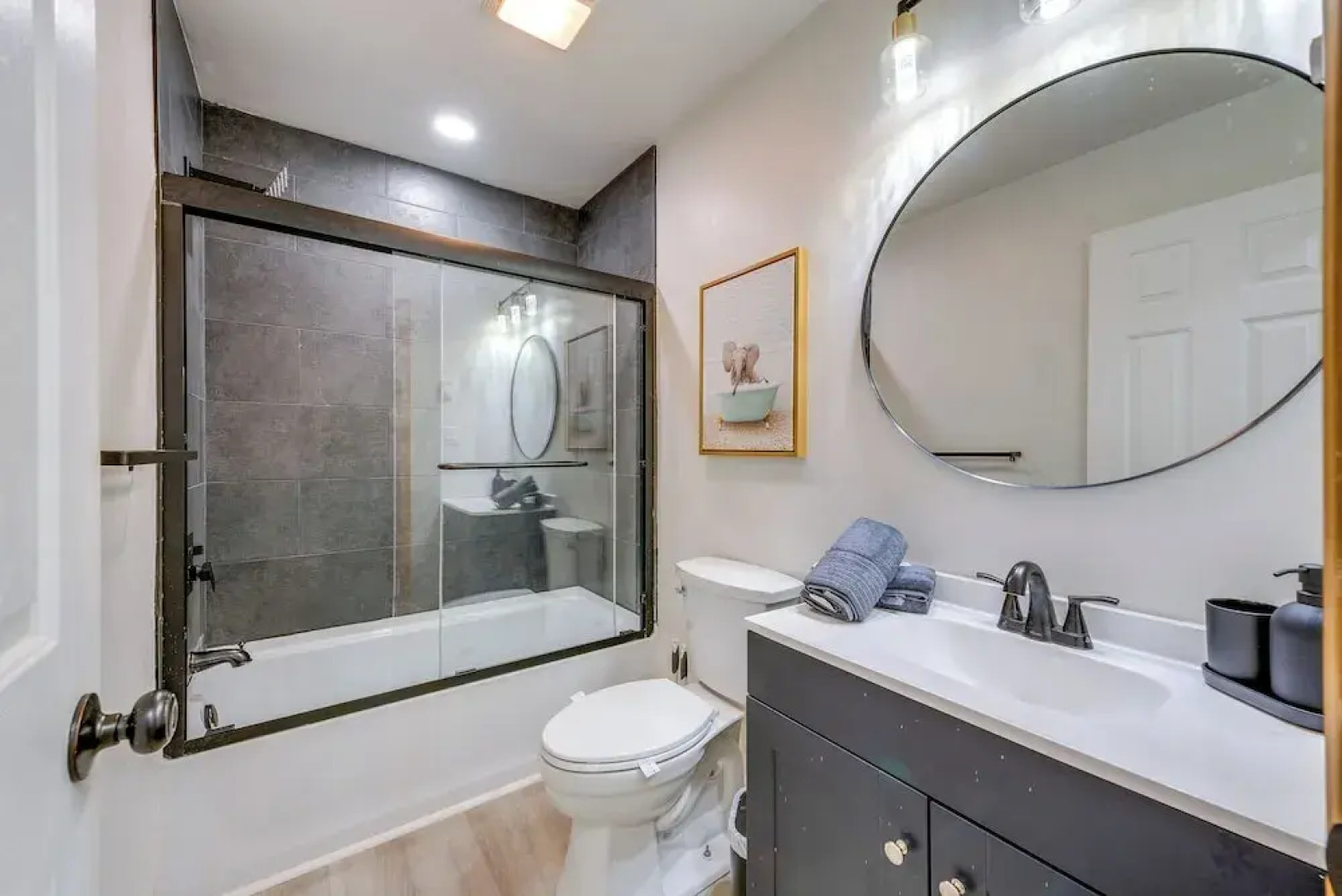 Lakefront Poconos Cabin w/ Deck & Game Room