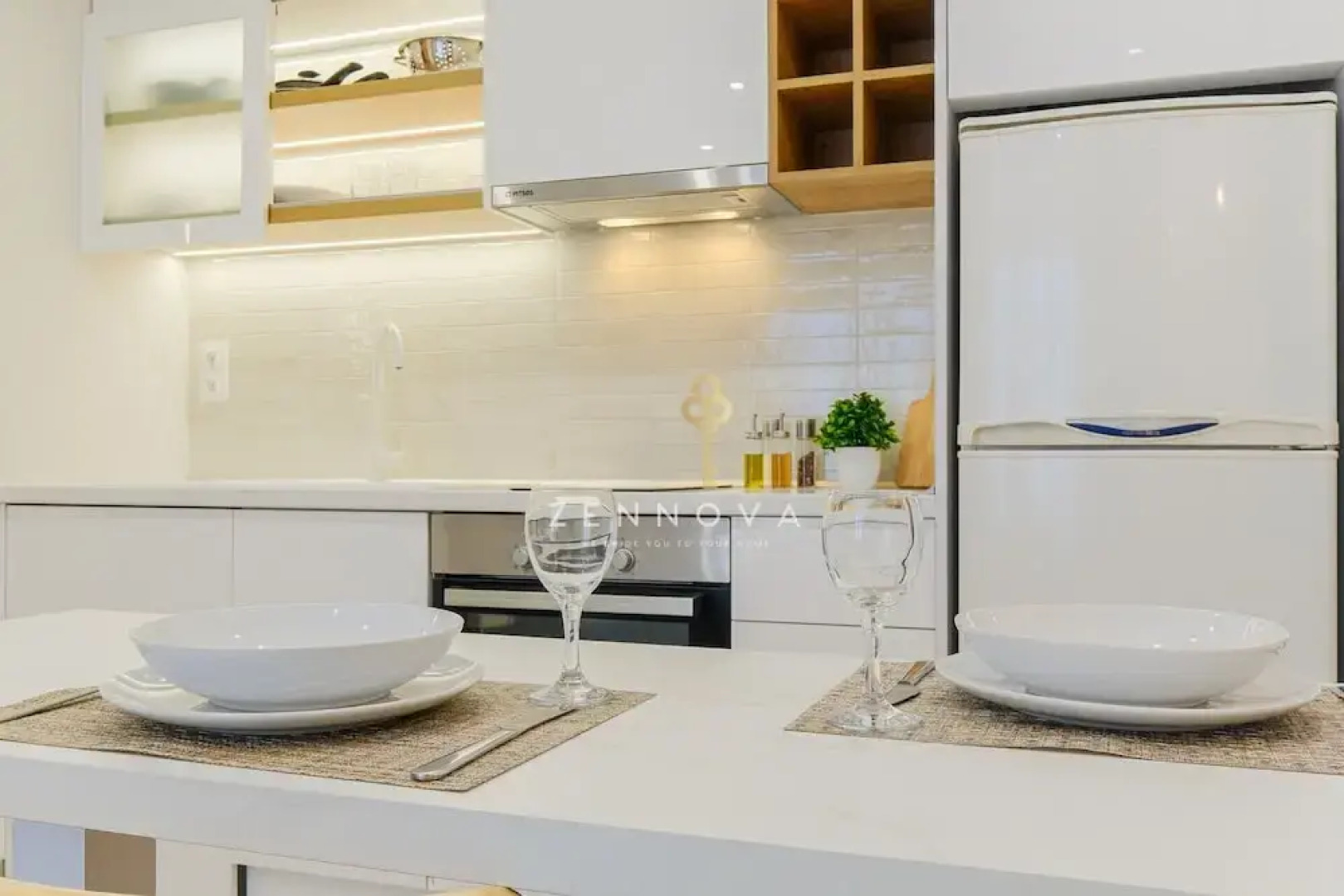 Zennova 72 Tsinari Luxury Suite