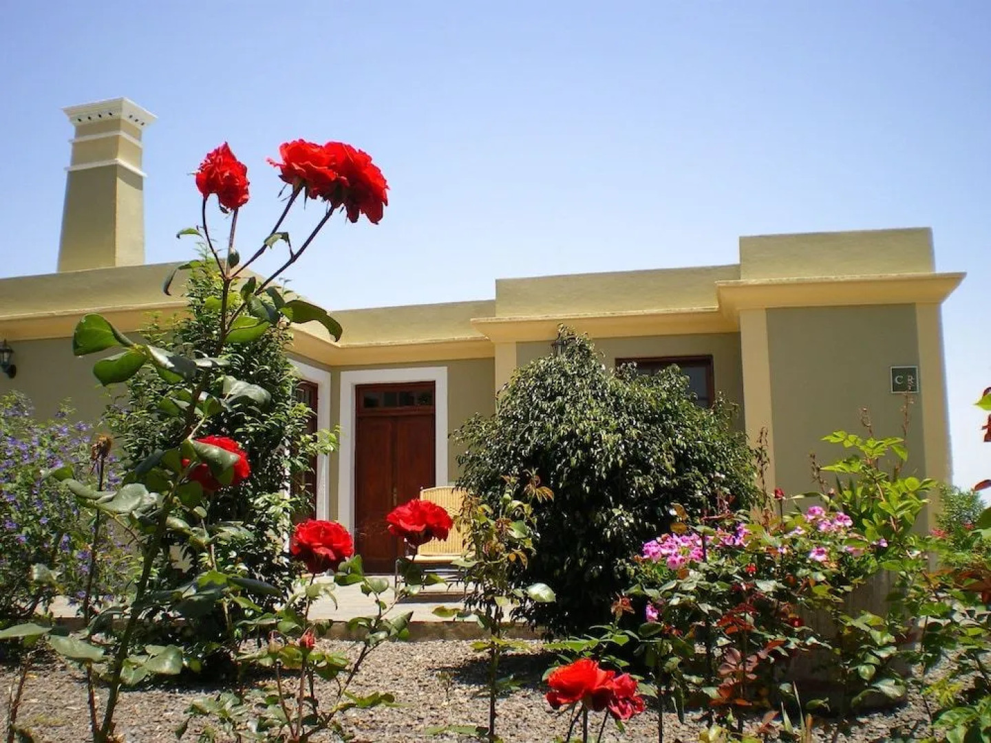 Casa Manuel y Lucía A by Isla Bonita