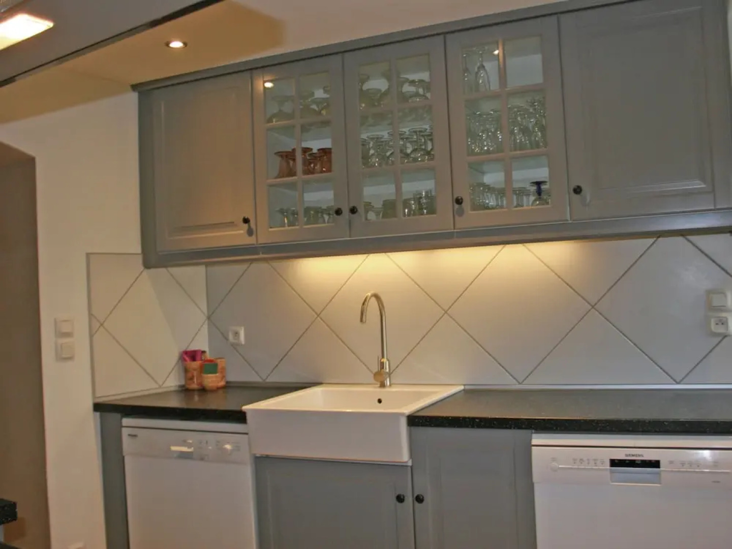 Beautiful Mansion With Views of Mont Ventoux and With Fenced Private Pool