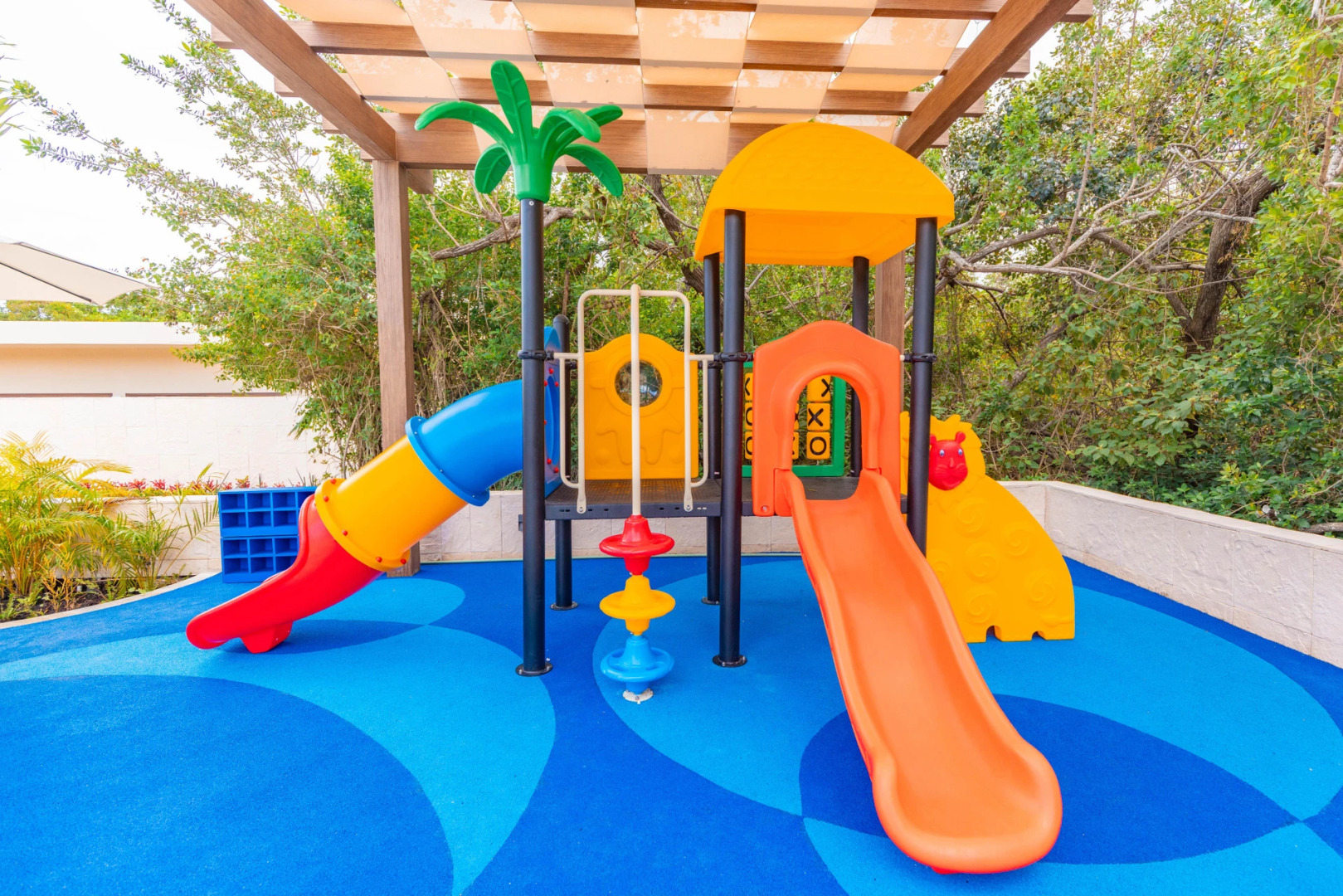 Family Selection At Grand Palladium Kantenah Resort & Spa - All Inclusive