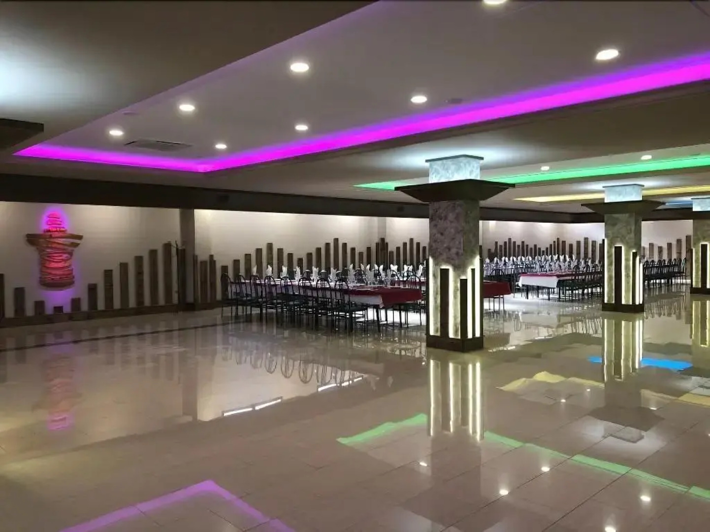 Hotel Restaurante Dama de Baza