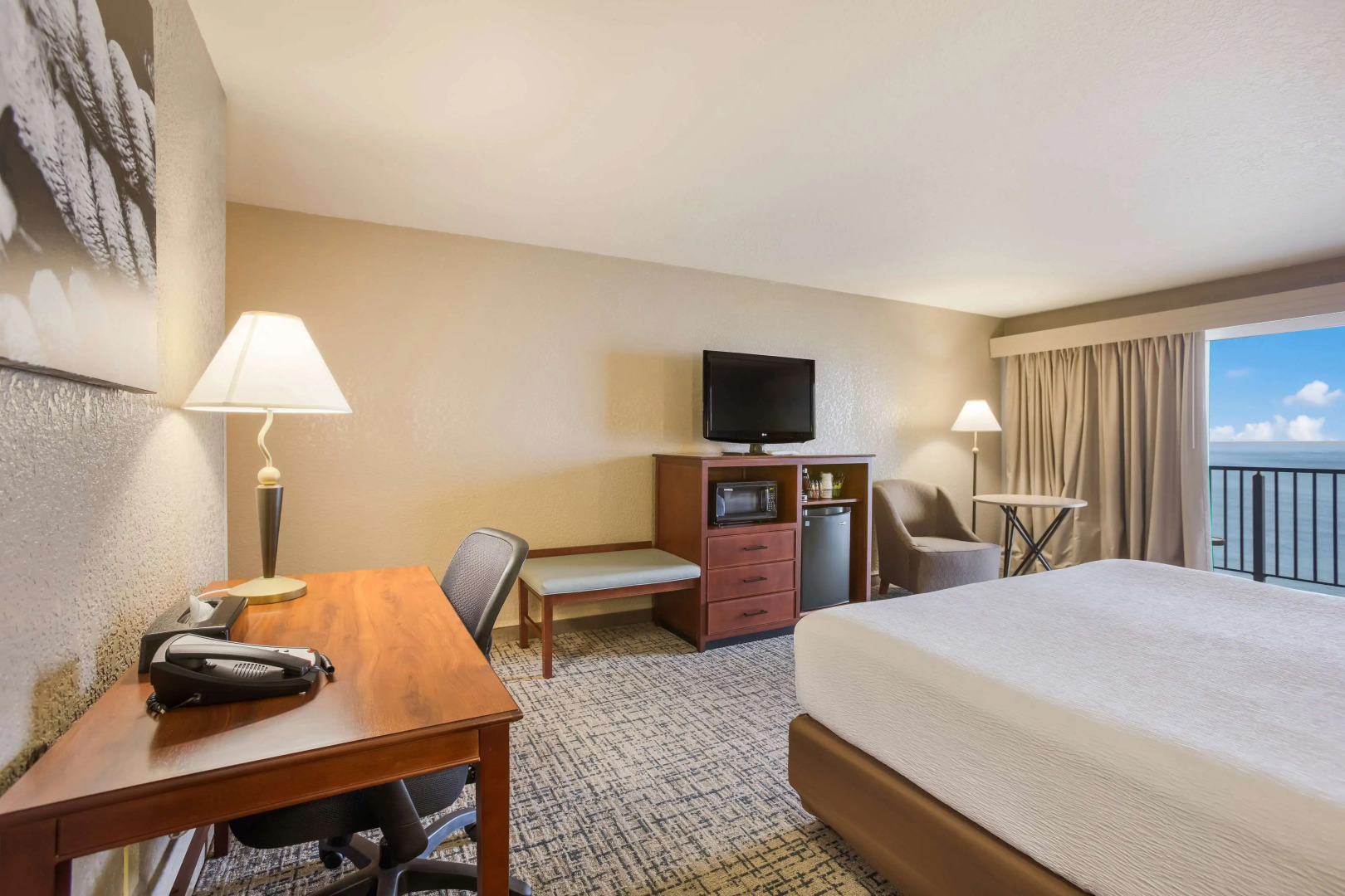 Best Western Harbour Pointe Lakefront