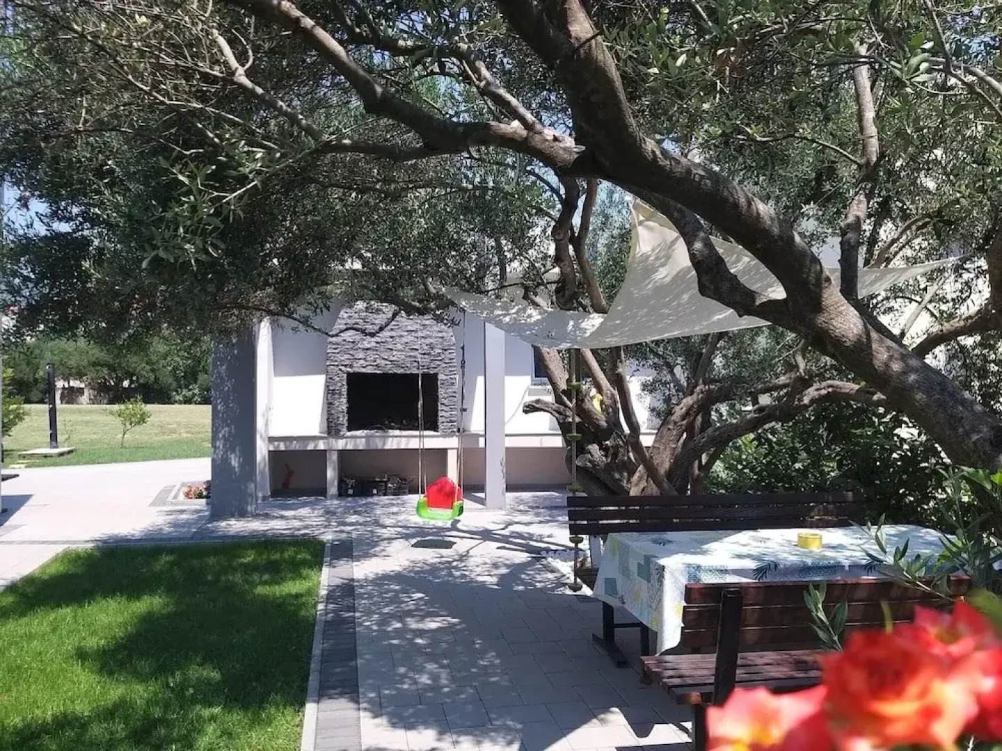 Modern Apartment in Kastel Stafilic With Fenced Garden