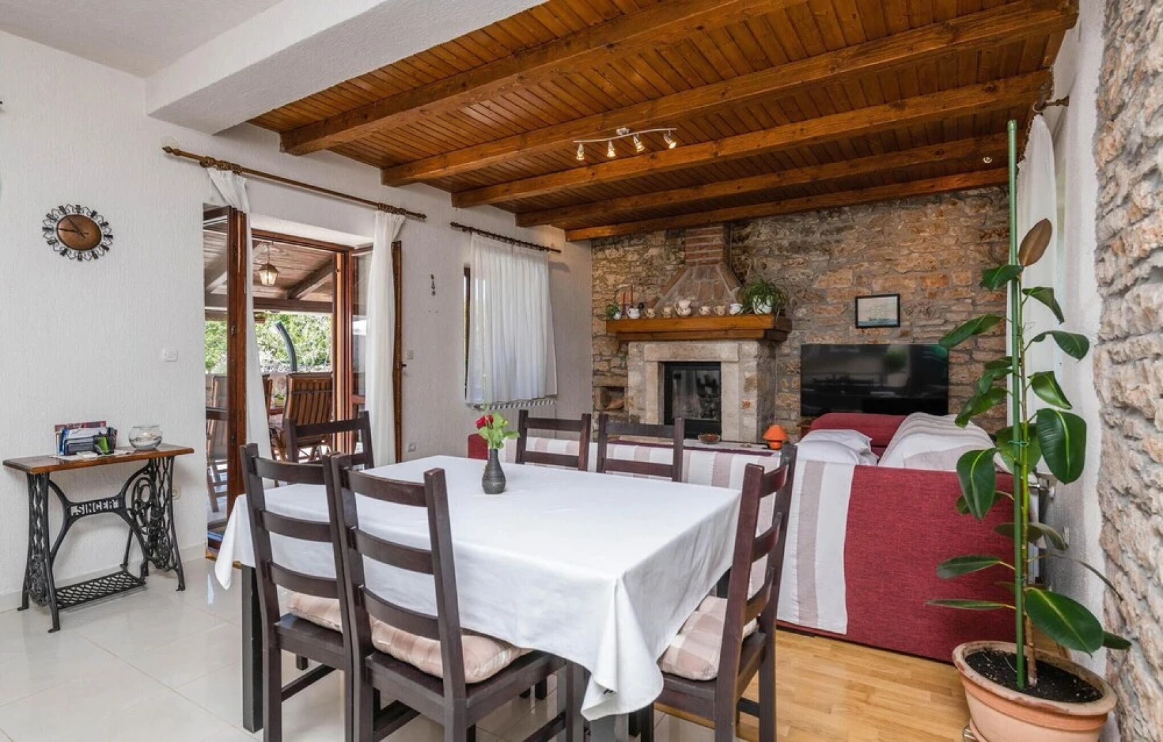 Awesome Home in Marcana With Wifi and 1 Bedrooms