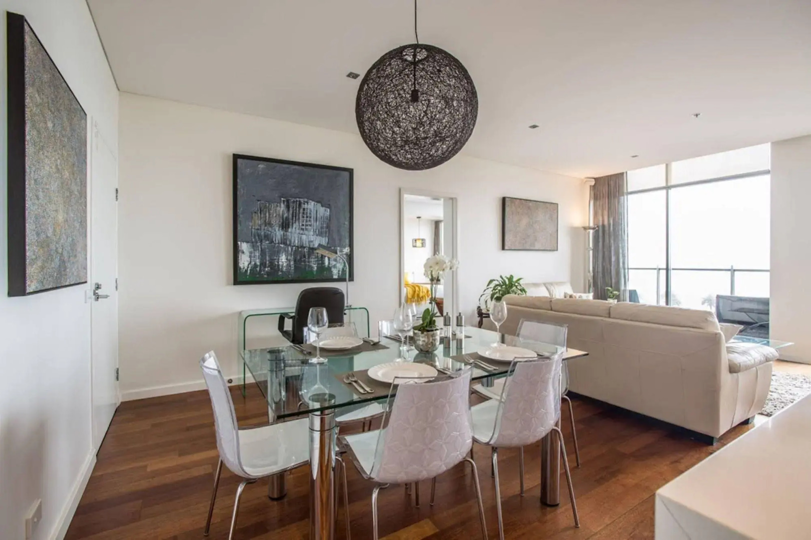 Port Melbourne Panorama - StayCentral