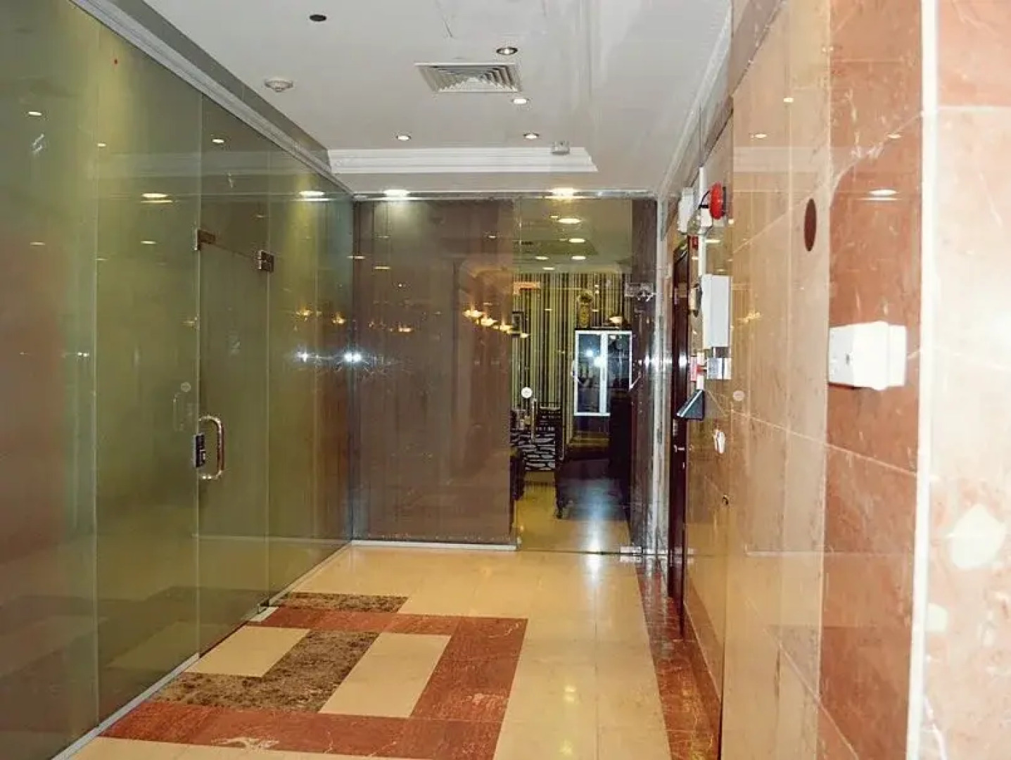 Multaqa Al Zowar Hotel