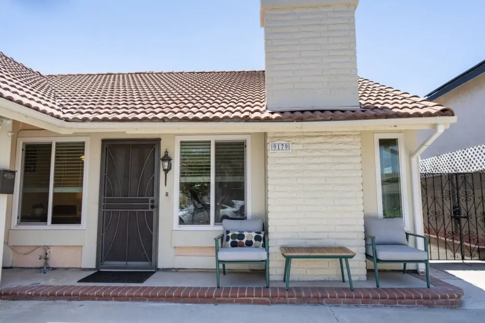 Spacious 4-bedroom Home With Large Yard AND Garage Near Knott S Berry Farm p67