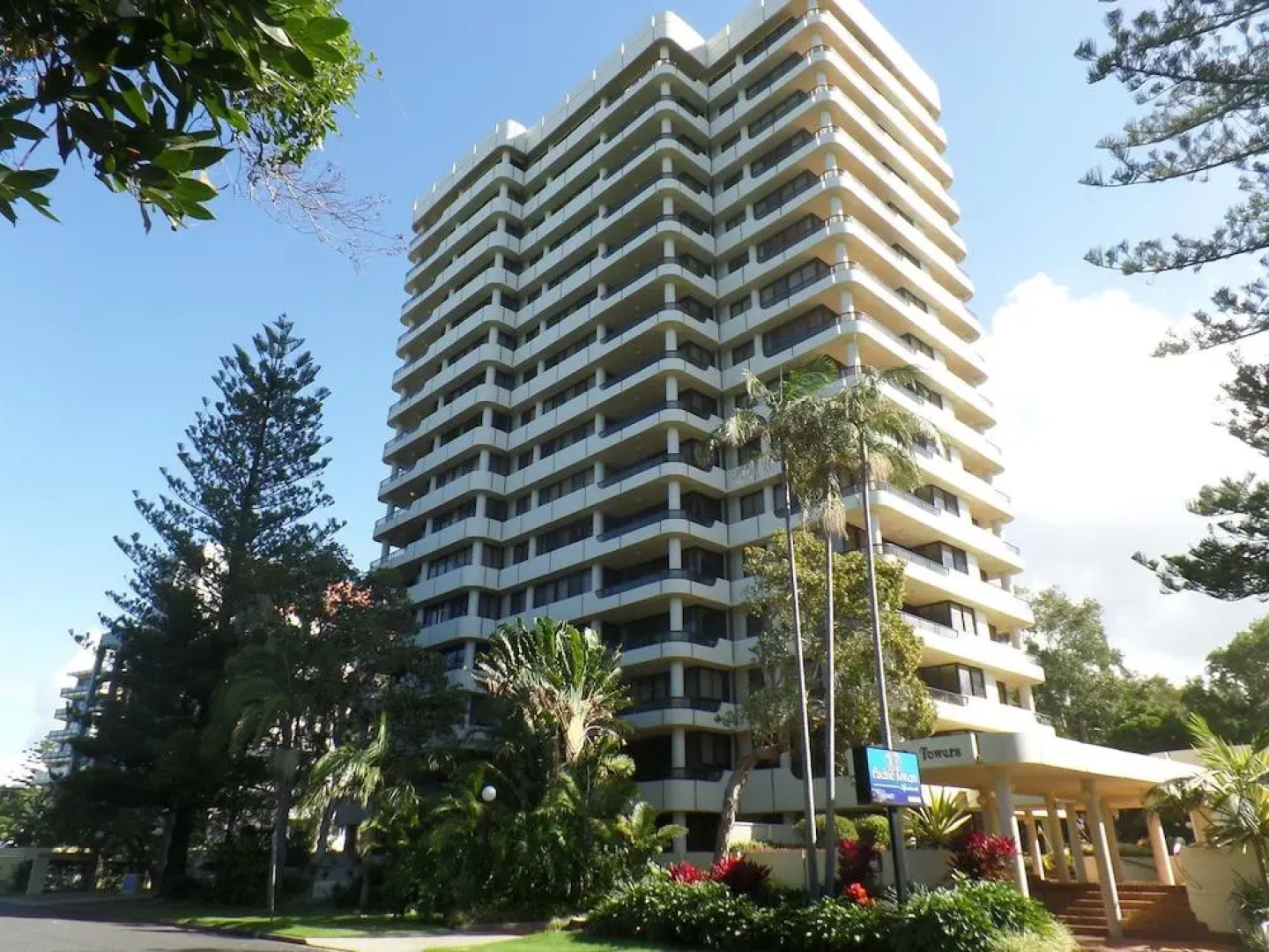 Pacific Towers Holiday Apartments
