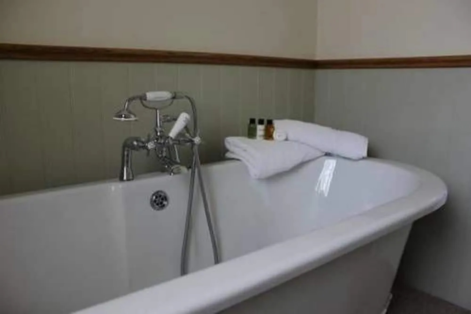 The Golden Pheasant Hotel