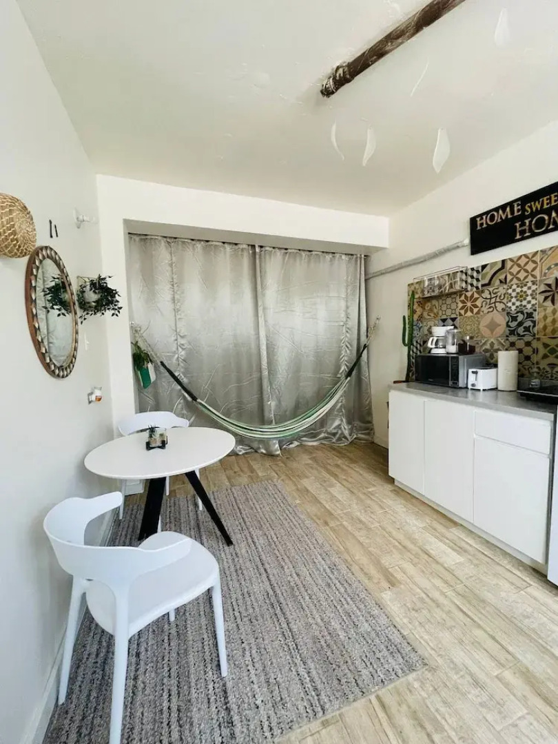 Eco-friendly Cozy Studio Solar-powered Retreat