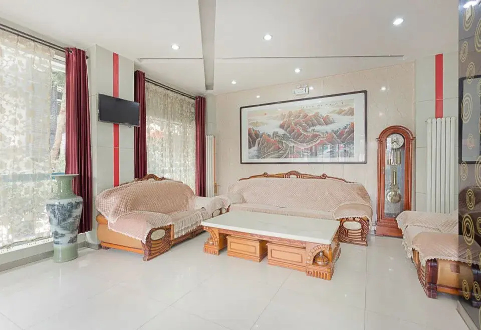 XinYuHaoHotel（formerlyOrientalPearlHotel）