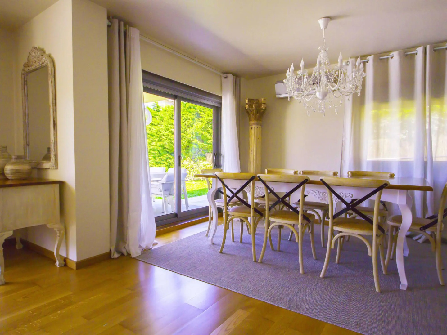 Beautiful Villa With Pool and sea Views and Only 400m From the Beach