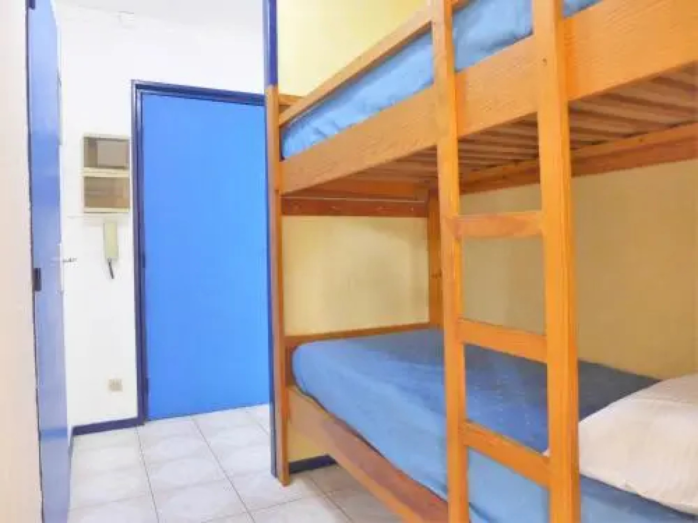 Apartment Ene Guticia