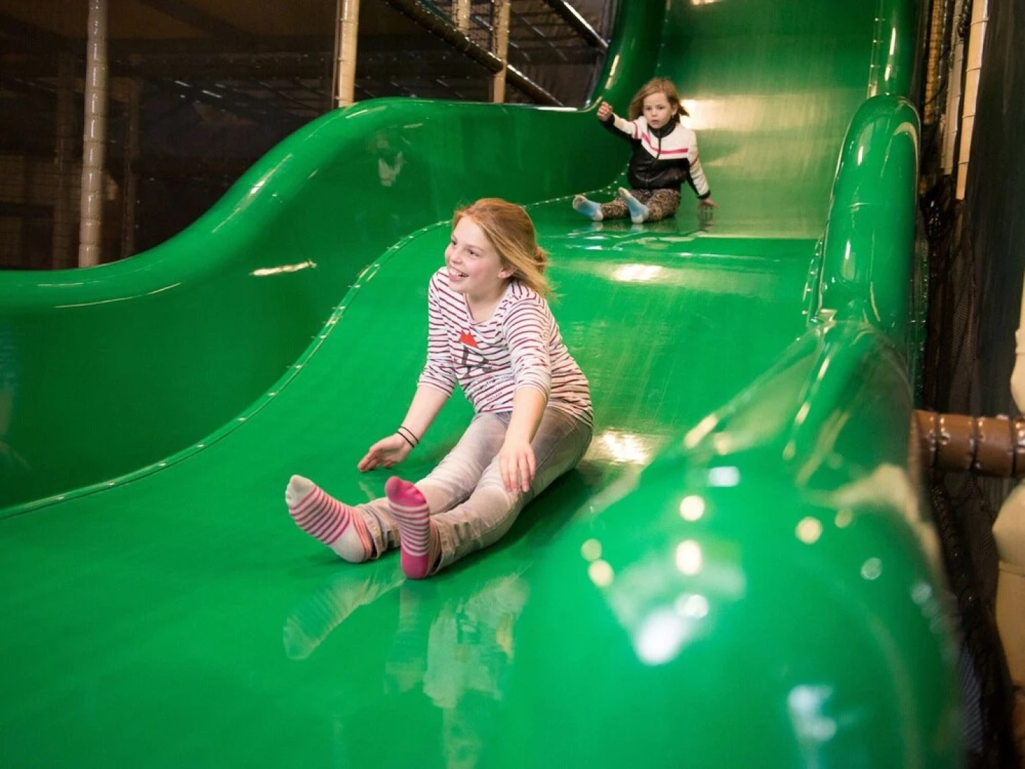 Wooden Chalet with Dishwasher near De Veluwe National Park