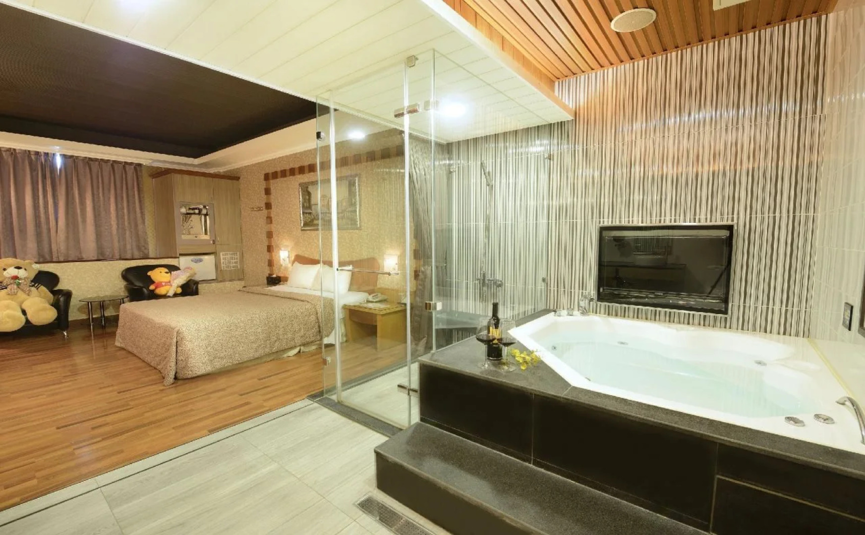 Holland Village Motel Hua-Pin