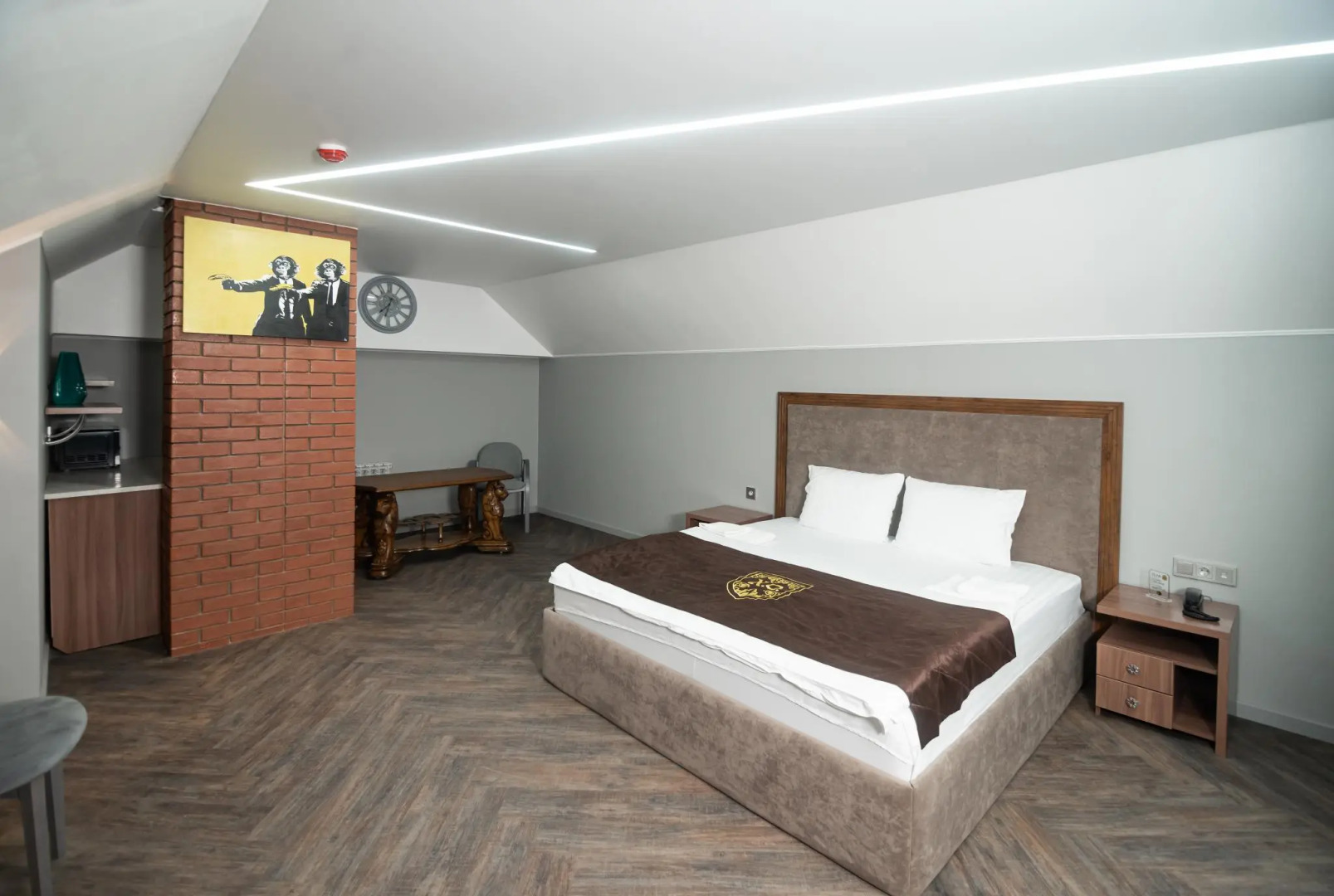 Hotel X.O. (Икс О)