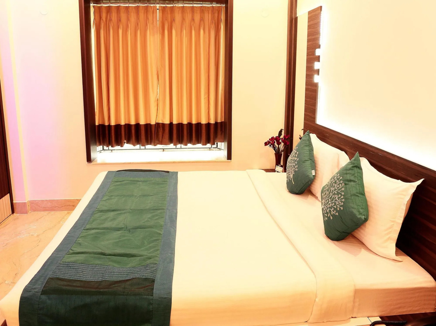 Hotel Narayani Enclave near Acropolis Mall kasba