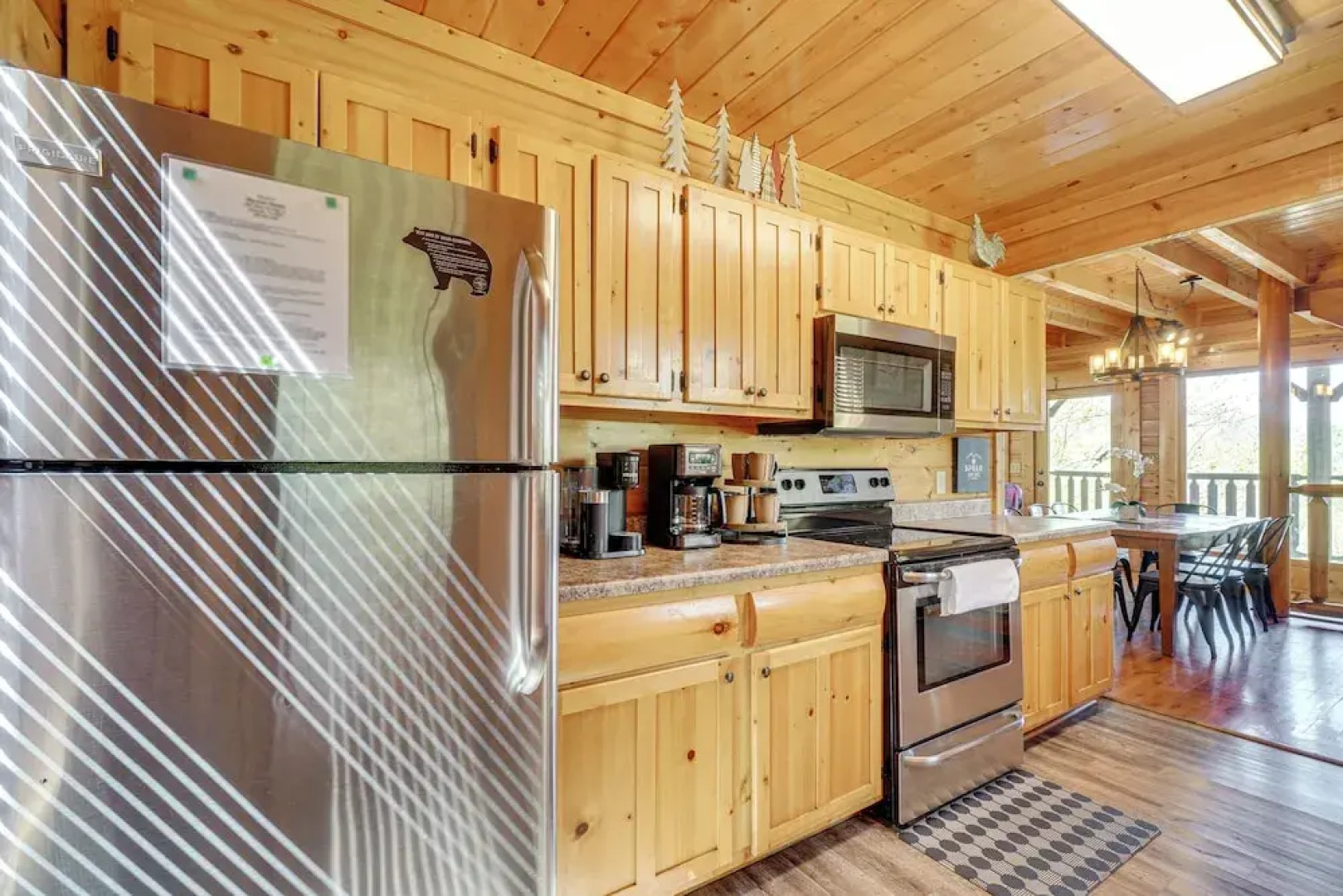 'mountain Dreams' Cabin: Hot Tub, Sauna & Views!