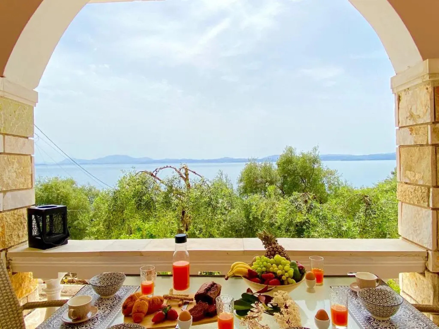 Nissaki Sunlight - New Home Above the beach