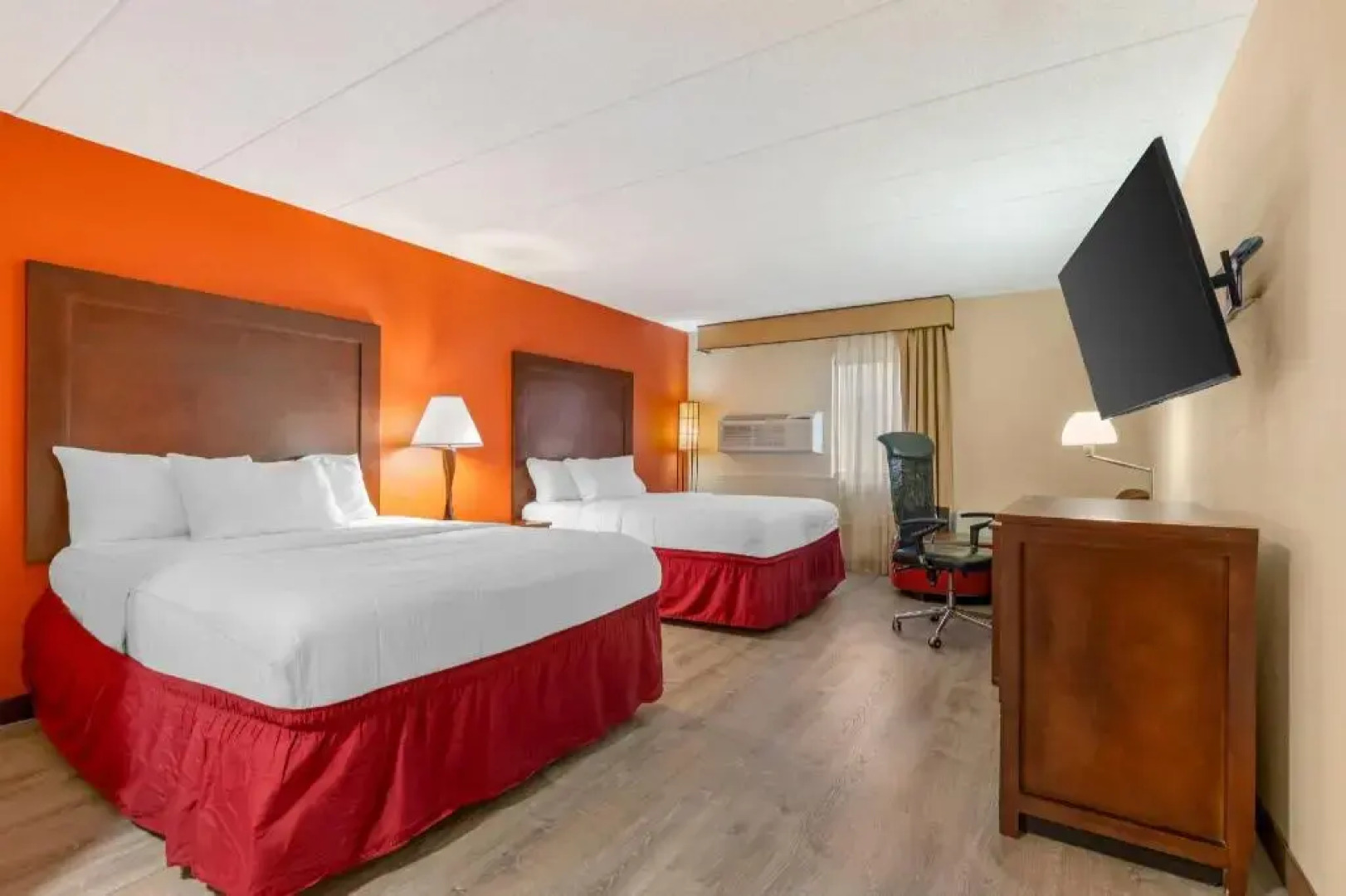 Clarion Hotel & Conference Center Lansing West