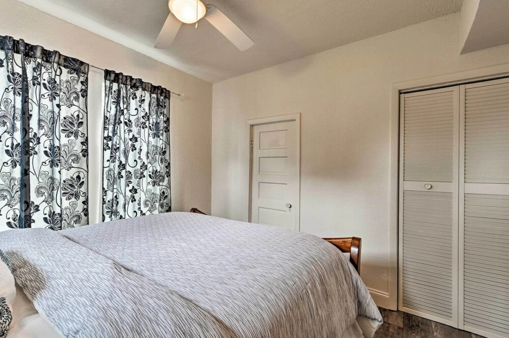 Walk to Dtwn: Winter Garden Home w/ Patio
