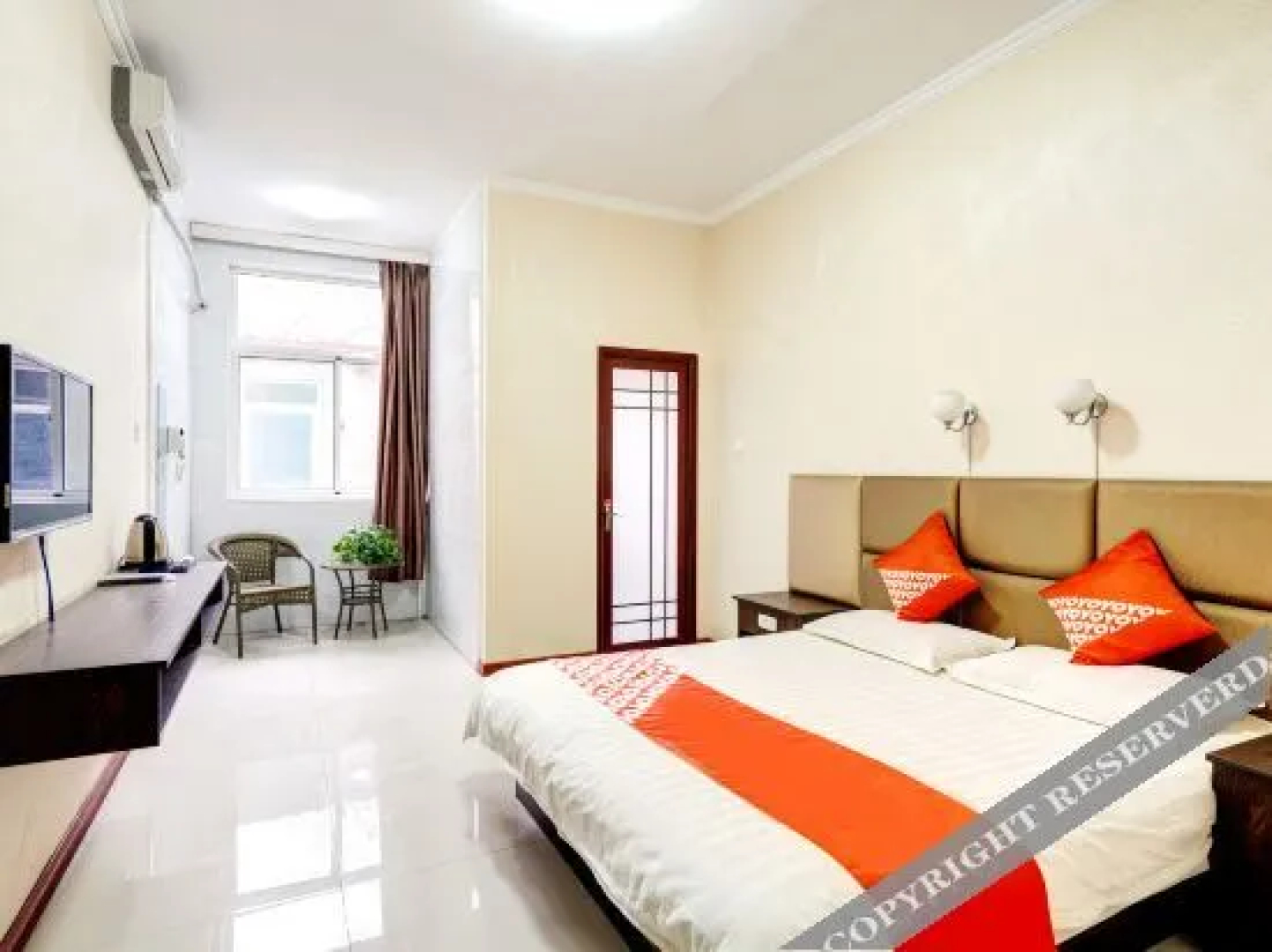 24k Hotel