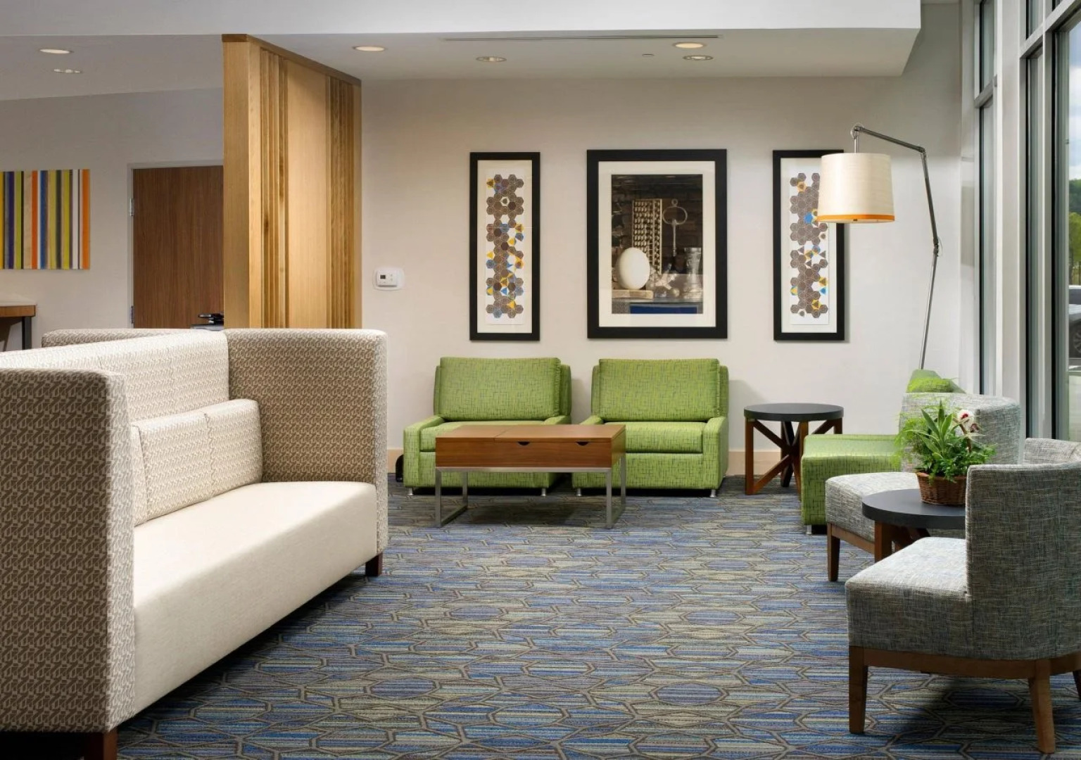 Holiday Inn Express & Suites Junction by IHG