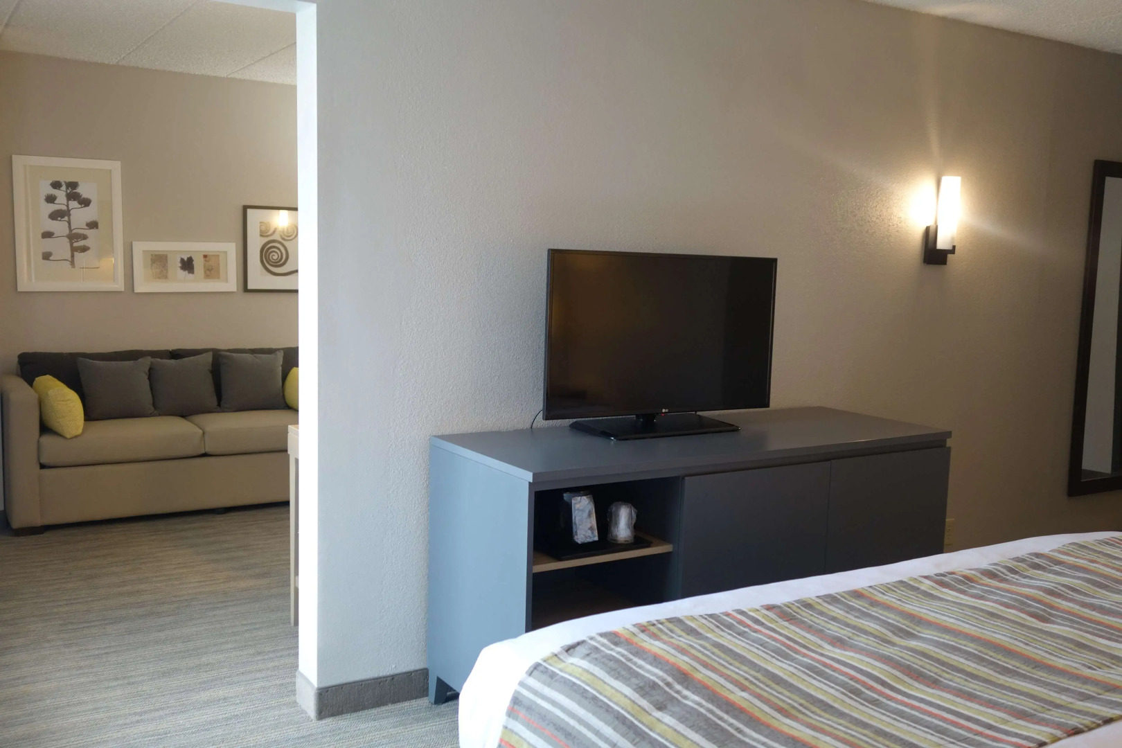 Country Inn & Suites by Radisson, La Crosse, WI