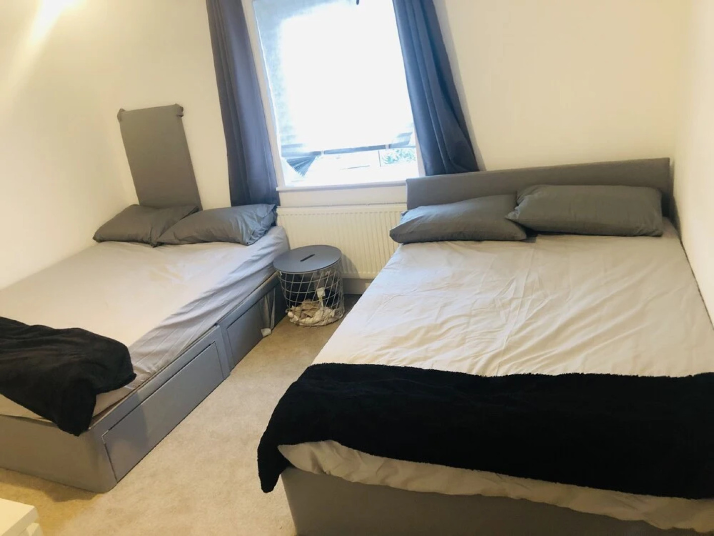 Charming 3 Double Bed Apartment in Tonbridge